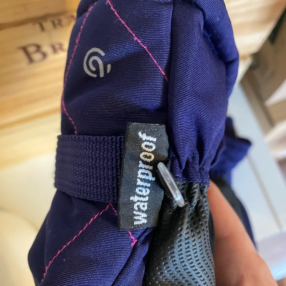 Champion Kids Mittens - Navy and Pink